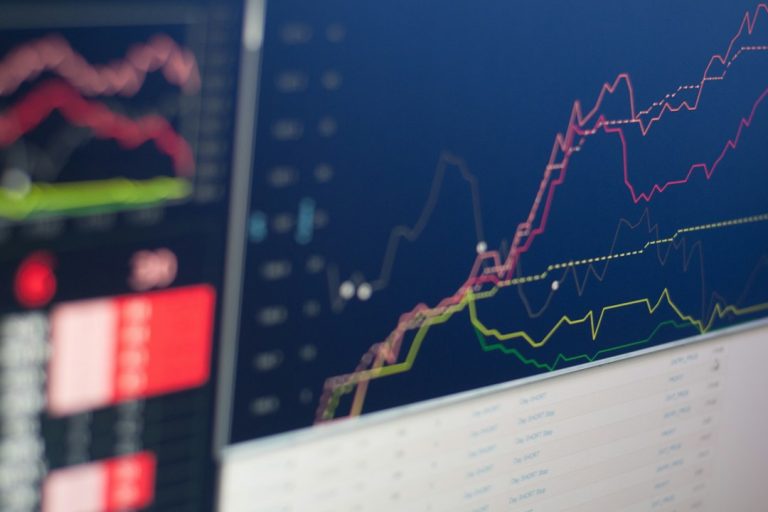 Tipos de mercados financieros: qué son, cómo se clasifican y ejemplos en Colombia, México y España