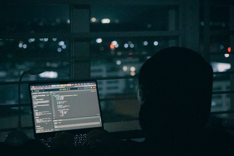 VPN para empresas: qué es, cómo funciona y 6 beneficios para tu negocio